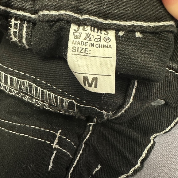 Black elastic cargo pants with white stitching - Picture 3 of 8